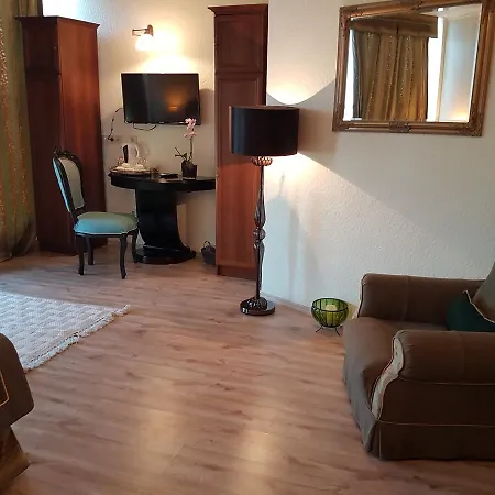 Tempo Boutique Hotel 3*